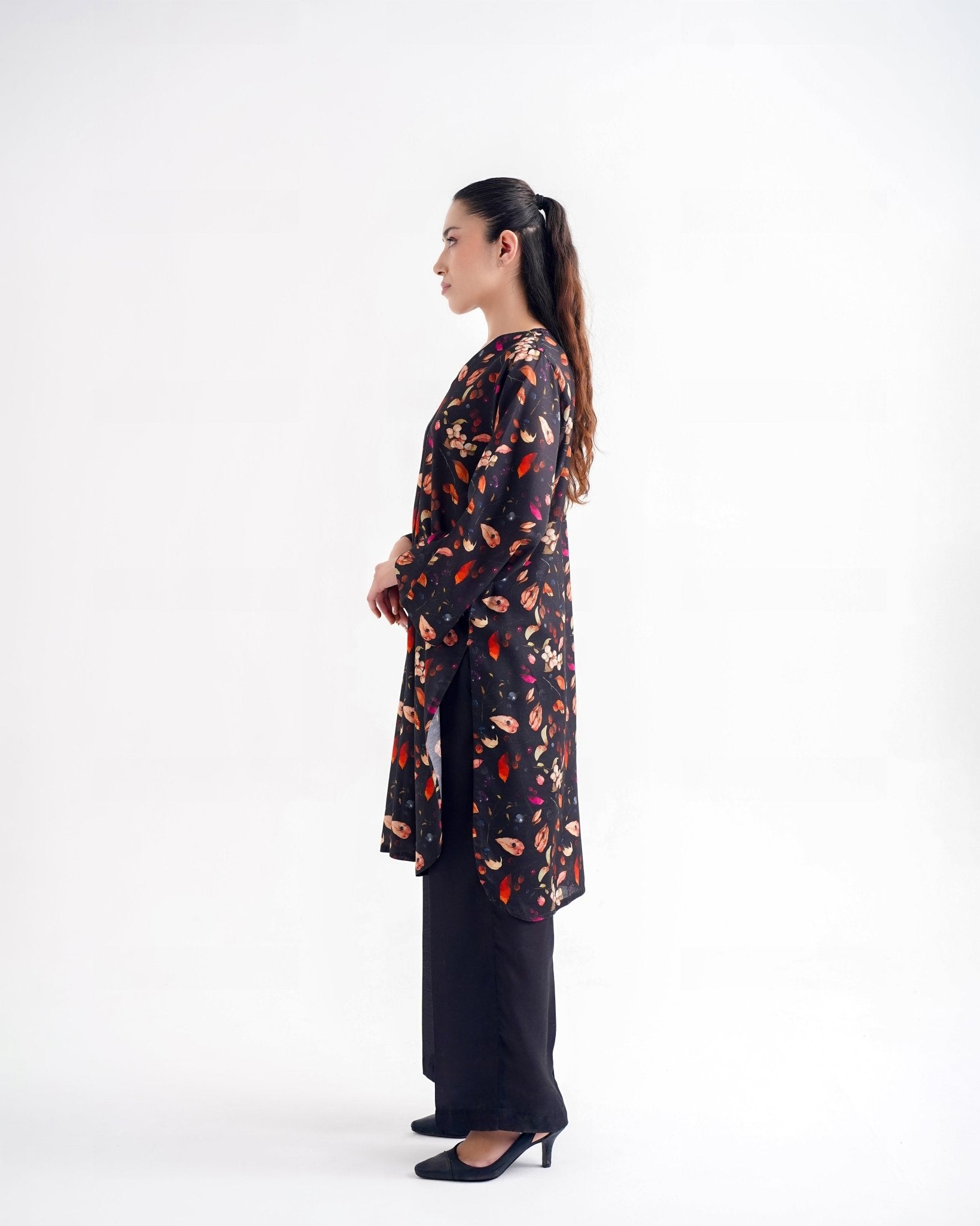 Midnight Aurelia